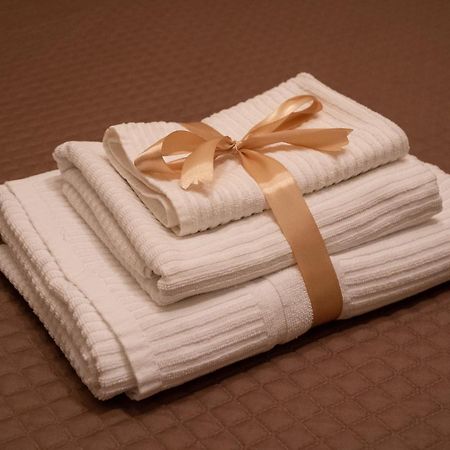 B&B Conte Cavour เนเปิลส์ ภายนอก รูปภาพ